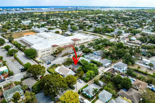 825 N K ST, Lake Worth Beach, FL 33460