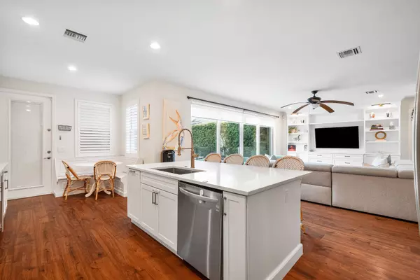 2719 Wymberly DR, Jupiter, FL 33458