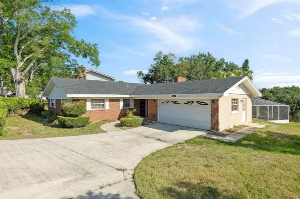 102 LAKE RING DR, Winter Haven, FL 33884