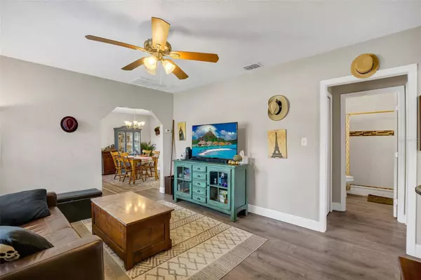 104 AVENUE K AVE NE, Winter Haven, FL 33881