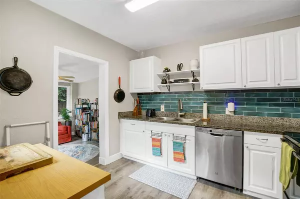 104 AVENUE K NE, Winter Haven, FL 33881