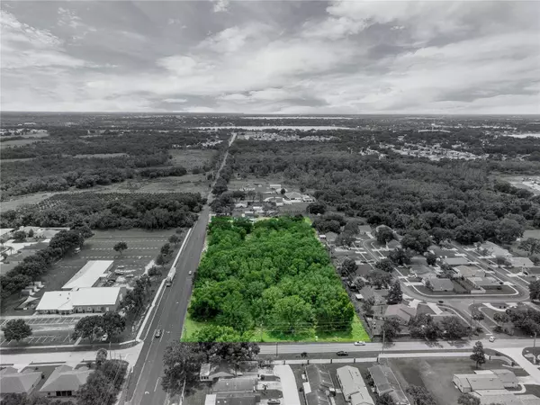 2400 BUCKEYE RD NE, Winter Haven, FL 33881