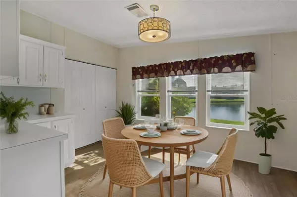 2143 CYPRESS CROSS DR, Lakeland, FL 33810