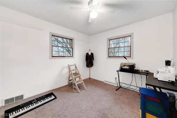 156 Northpark DR, Wadsworth, OH 44281