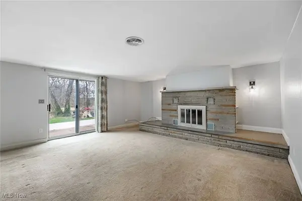 10260 E River RD, Elyria, OH 44035