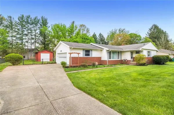 25409 Briarwood DR, Columbia Station, OH 44028