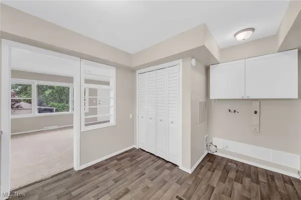 180 Glenn ST, Barberton, OH 44203