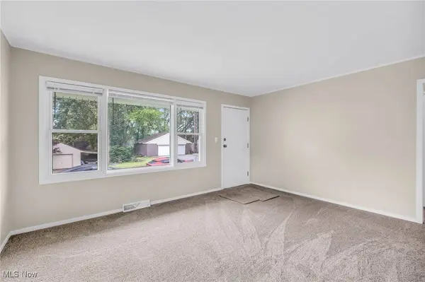 180 Glenn ST, Barberton, OH 44203