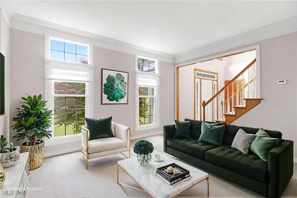 4035 Evergreen LN, Richfield, OH 44286