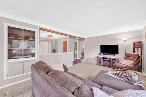 1319 Gary BLVD, Brunswick, OH 44212