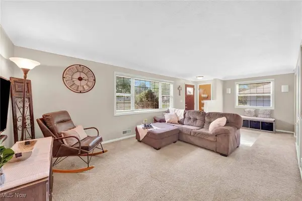 1319 Gary BLVD, Brunswick, OH 44212