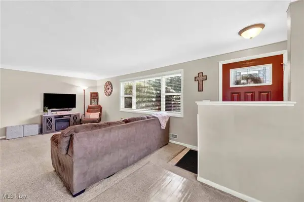 1319 Gary BLVD, Brunswick, OH 44212