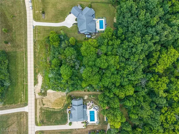 1819 Winding Willow DR, Valley City, OH 44280