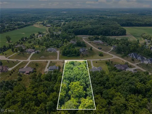 1819 Winding Willow DR, Valley City, OH 44280