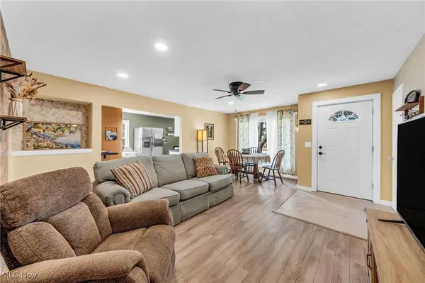 81 Marks RD, Brunswick, OH 44212