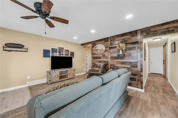 81 Marks RD, Brunswick, OH 44212