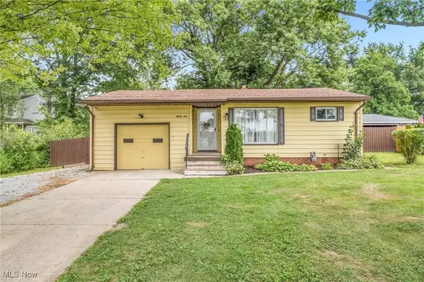 81 Marks RD, Brunswick, OH 44212
