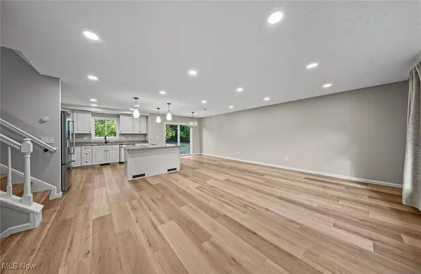 4139 Beverly Hills DR, Brunswick, OH 44212