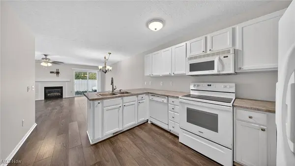 6441 Forest Park DR, North Ridgeville, OH 44039