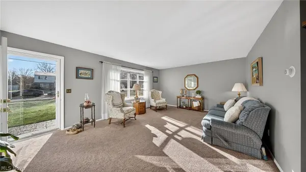 7044 Pitts BLVD, North Ridgeville, OH 44039