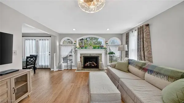 425 N Broadway ST, Medina, OH 44256