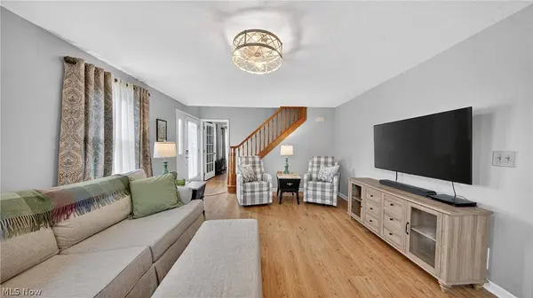 425 N Broadway ST, Medina, OH 44256