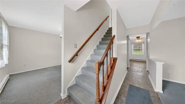 8511 Kennard RD, Lodi, OH 44254