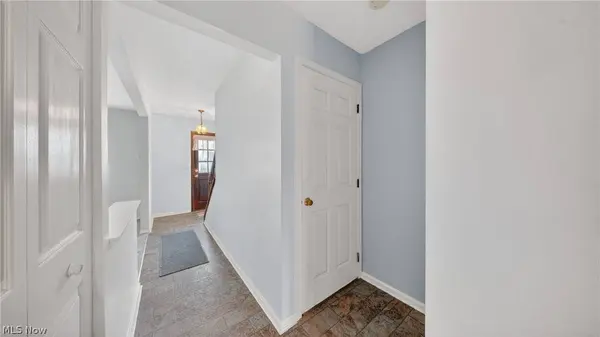 8511 Kennard RD, Lodi, OH 44254