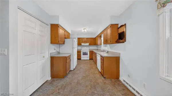 8511 Kennard RD, Lodi, OH 44254