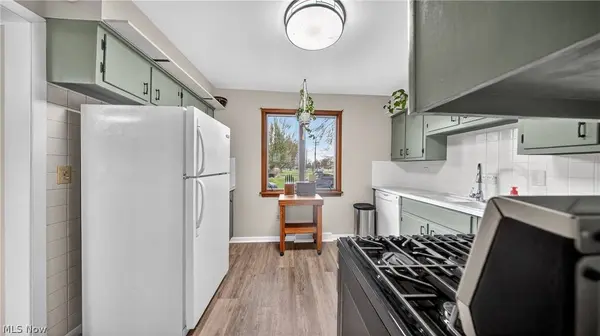 6162 Engle RD, Brook Park, OH 44142