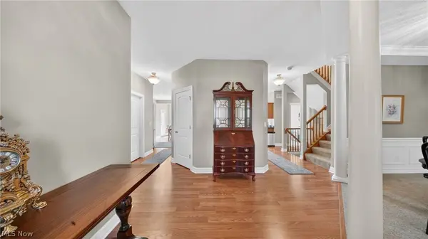 103 Walden Ridge DR, Hinckley, OH 44233