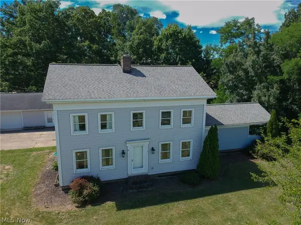 9942 Wooster Pike RD, Seville, OH 44273