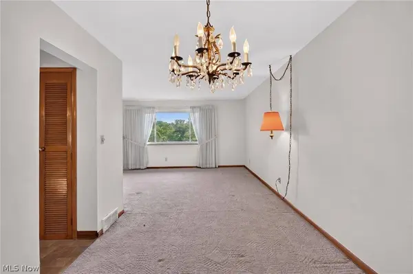 16245 Bennett RD, North Royalton, OH 44133