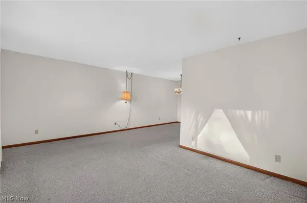 16245 Bennett RD, North Royalton, OH 44133