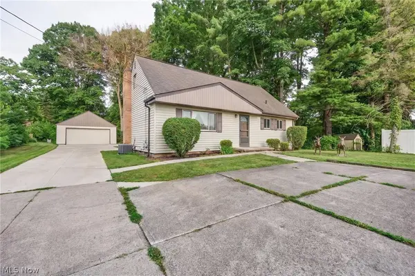 16245 Bennett RD, North Royalton, OH 44133