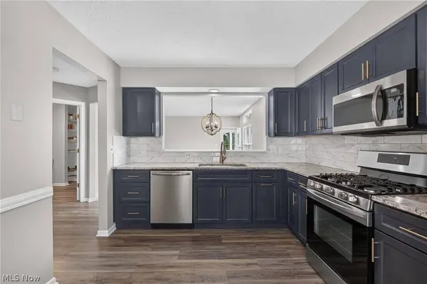 4246 Settlers WAY, Brunswick, OH 44212