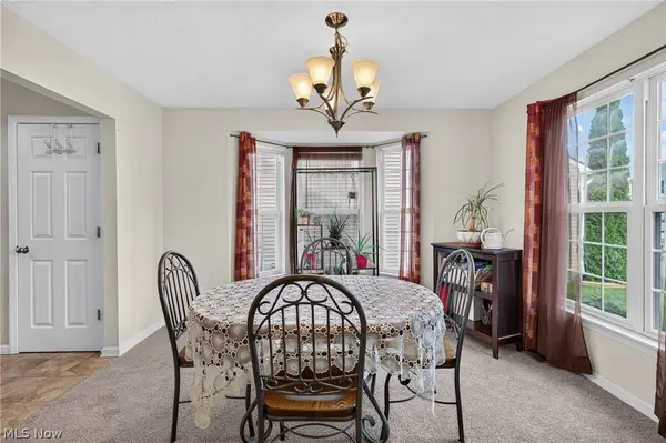 8316 Chesapeake DR, North Ridgeville, OH 44039