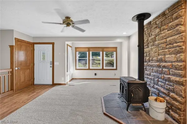 2389 Babcock RD, Hinckley, OH 44233
