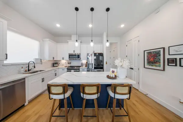 4032 Porter ST, Houston, TX 77021