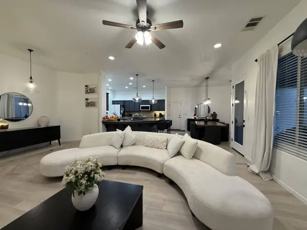 12165 Avenue 322 Street, Visalia, CA 93291