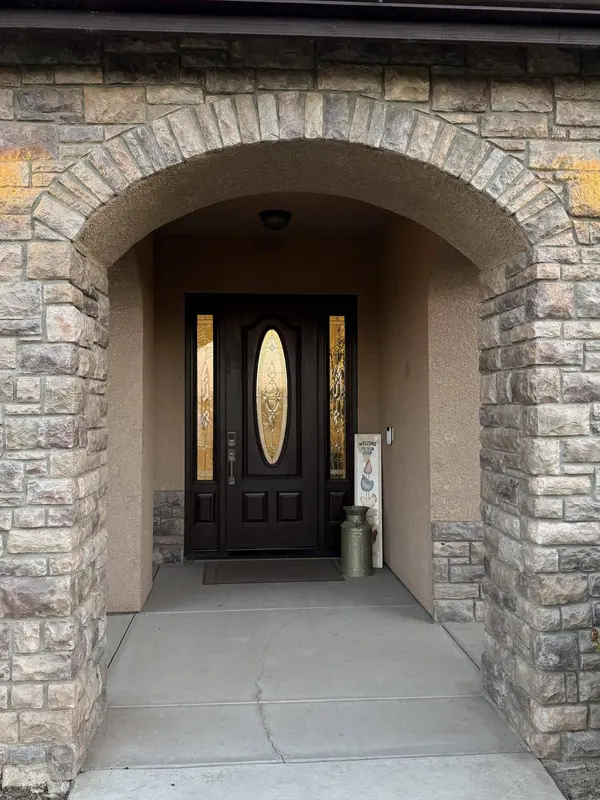 12165 Avenue 322 Street, Visalia, CA 93291