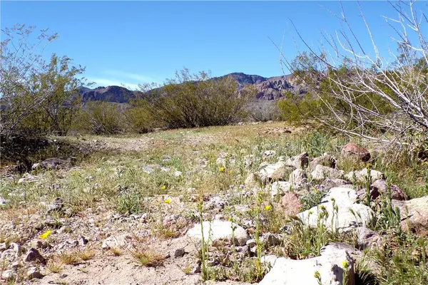 3917 S Jade RD, Golden Valley, AZ 86413