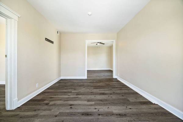 4225 W Jackson BLVD, Chicago, IL 60624
