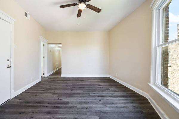 4225 W Jackson BLVD, Chicago, IL 60624
