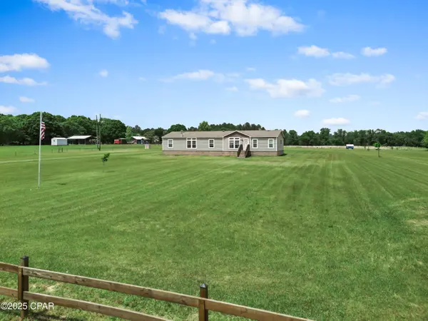 1834 Cane Mill RD, Chipley, FL 32428