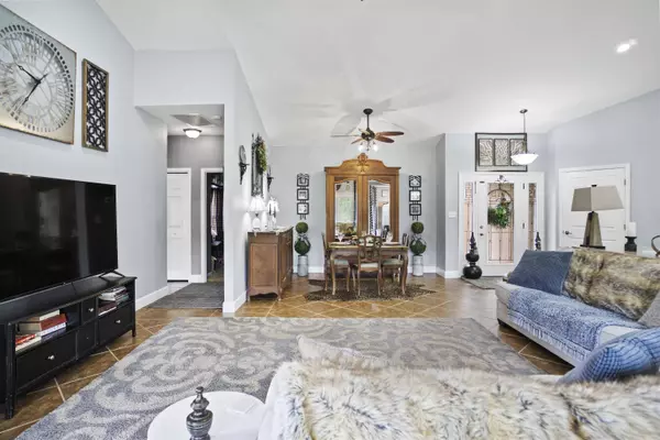 13761 NW Pea Ridge Road, Bristol, FL 32321