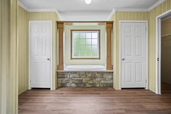 20711 NW County Road 275, Altha, FL 32421