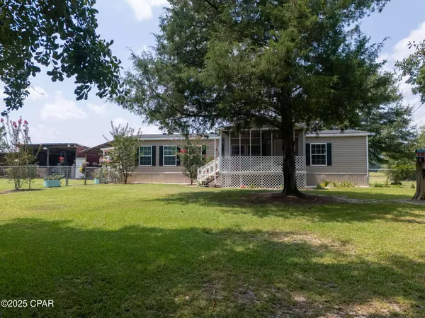 1716 Bradley RD, Westville, FL 32464