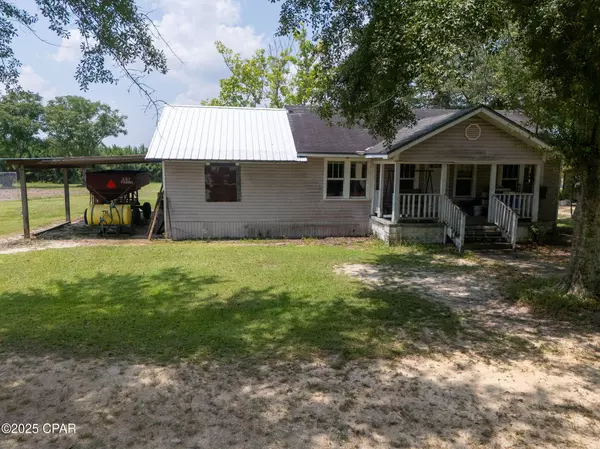 1716 Bradley RD, Westville, FL 32464