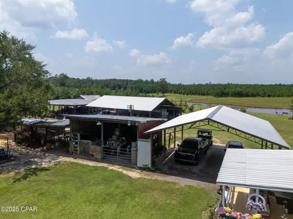 1716 Bradley RD, Westville, FL 32464